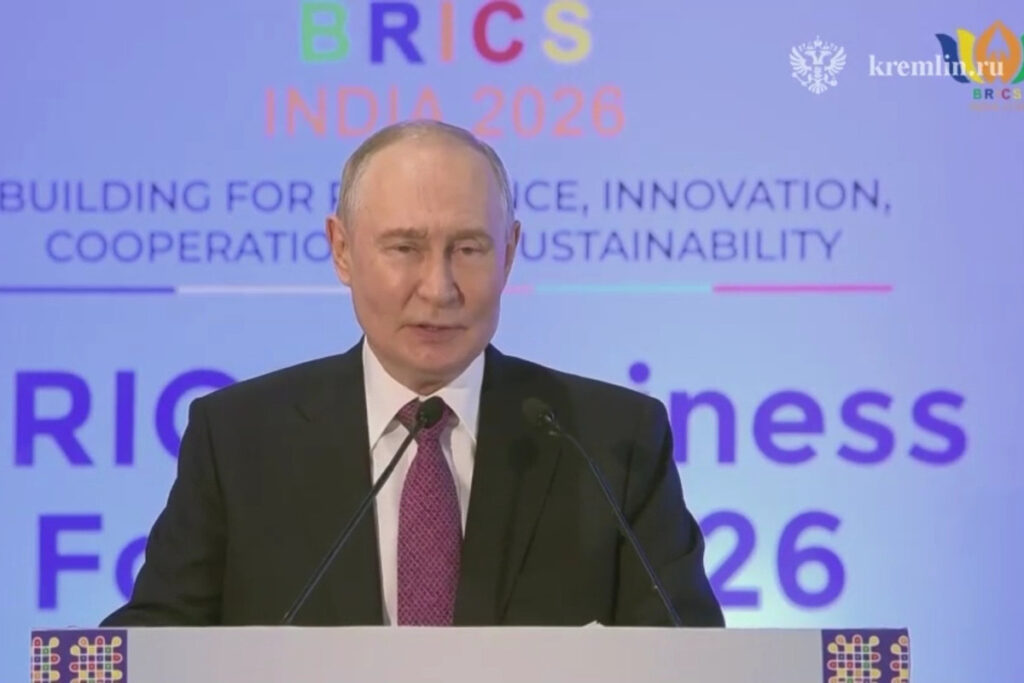 Путин заявил о неизбежной смене "старых лидеров" новыми
